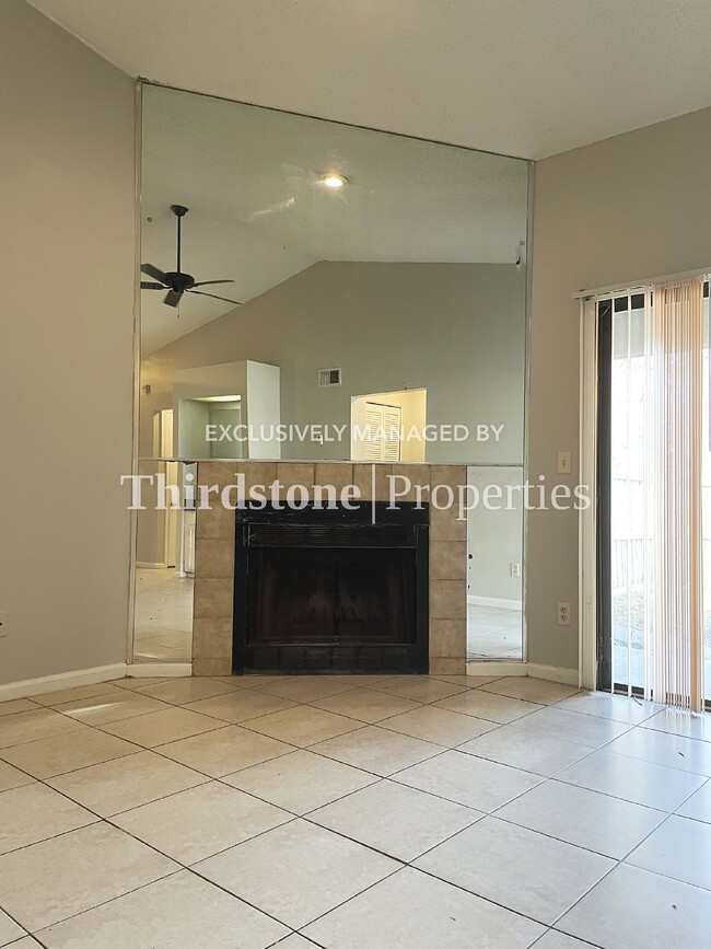 Foto del edificio - 5128 Indian Lakes Ct