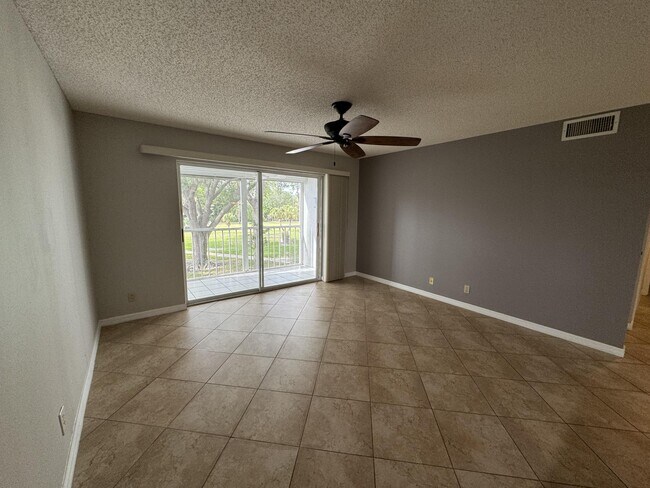 Foto del edificio - 2516 SE Anchorage Cove