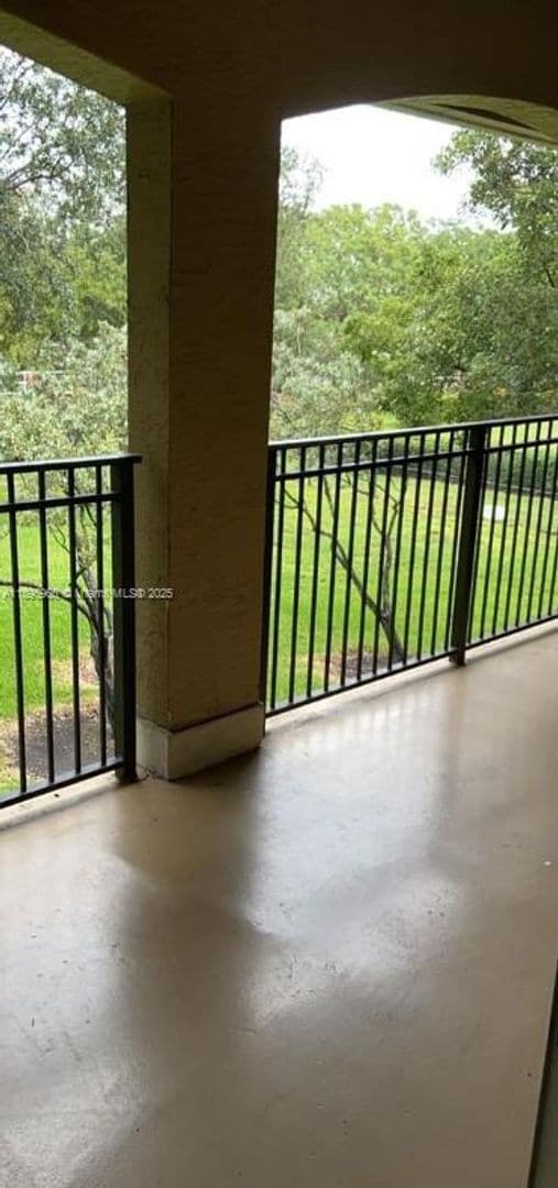 Foto del edificio - 230 SW 117th Terrace