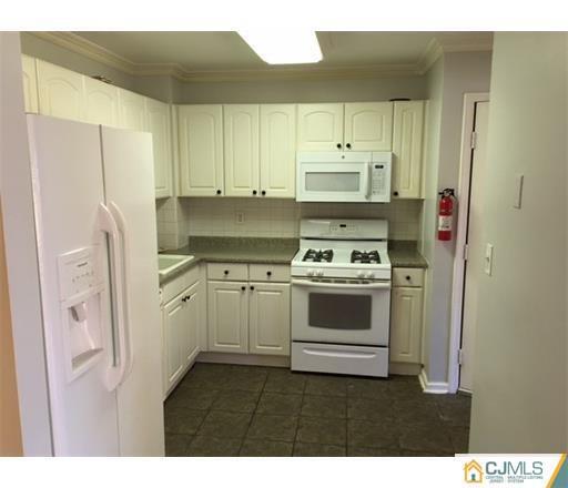 Building Photo - 1212 Cricket Ln