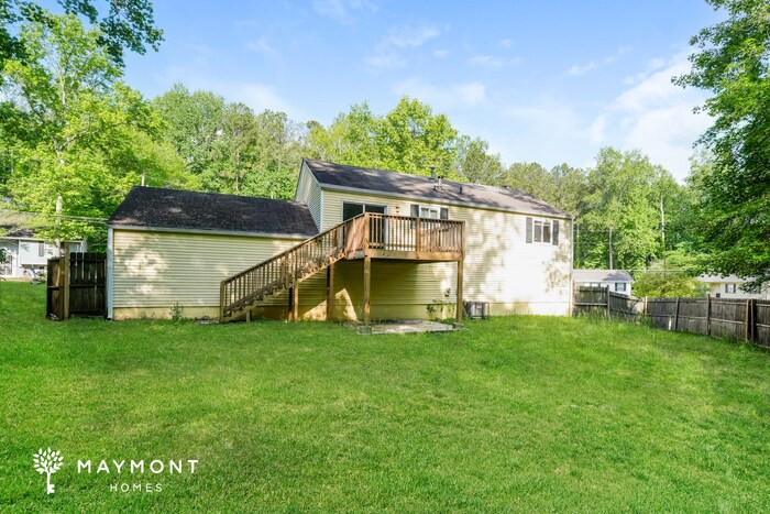 Building Photo - Charming 4-Bedroom Home with Vaulted Deck