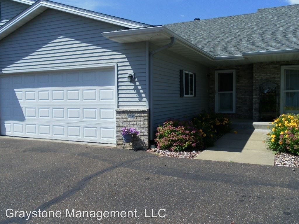 Primary Photo - 3552-3558 E Meadows Pl