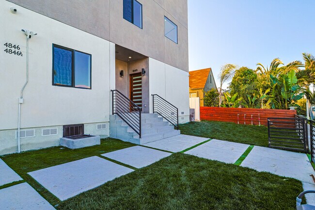 Foto del edificio - 4848 W 17th St