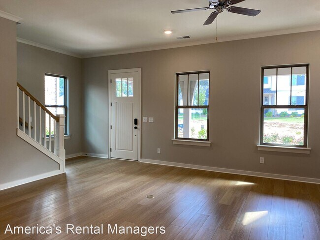 Building Photo - 3 br, 2.5 bath House - 1141 Skylar Terrace