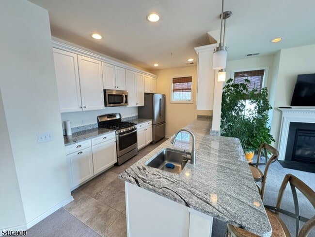 Building Photo - 169 Tarrington Rd