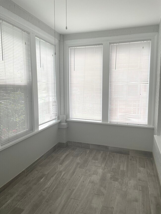 Foto del edificio - 4716 N Whipple St