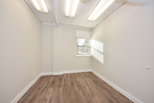 East Bedroom - 122 S Webster St
