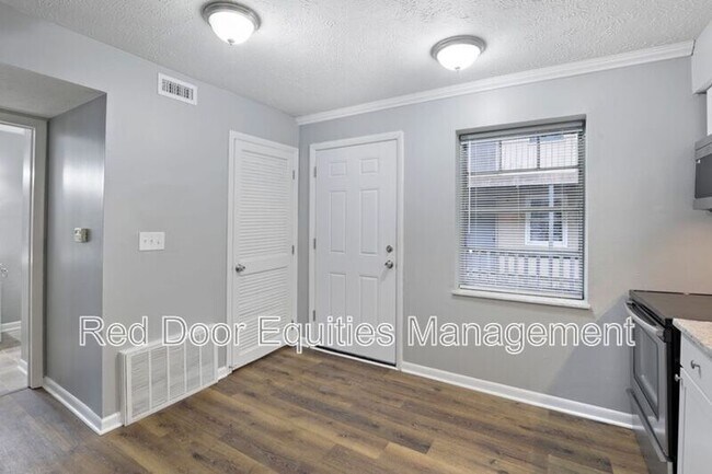 Foto del edificio - 129 W Walnut St