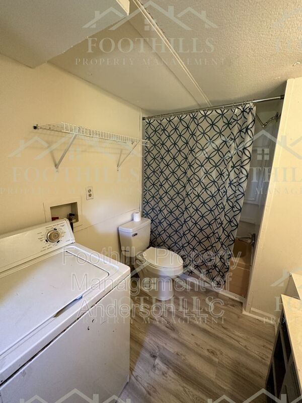 Foto del edificio - 1478 Greenfield Rd