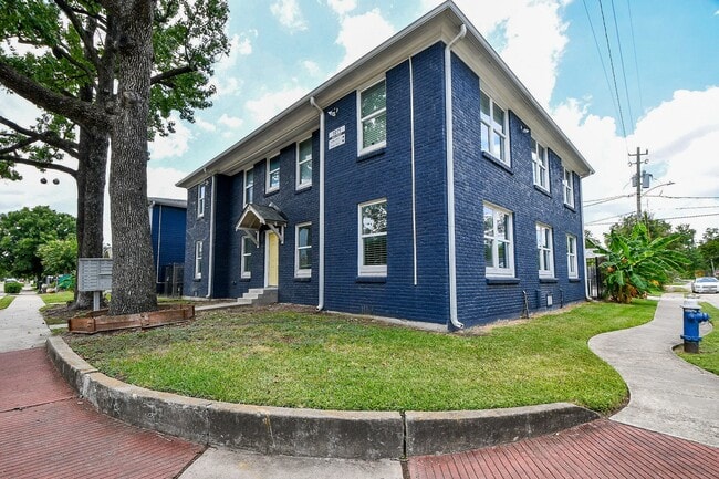 Building Photo - 1011 Enid St
