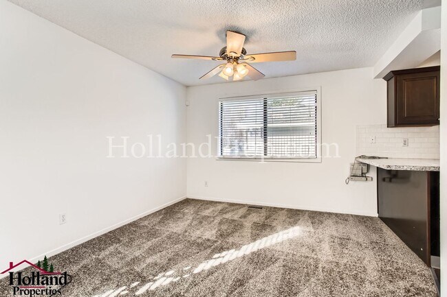 Foto del edificio - Beautifully Duplex in Desirable Northwest Portland Available For You!