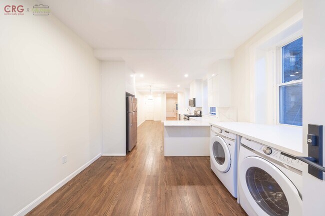 Foto del edificio - 1726 Beacon St