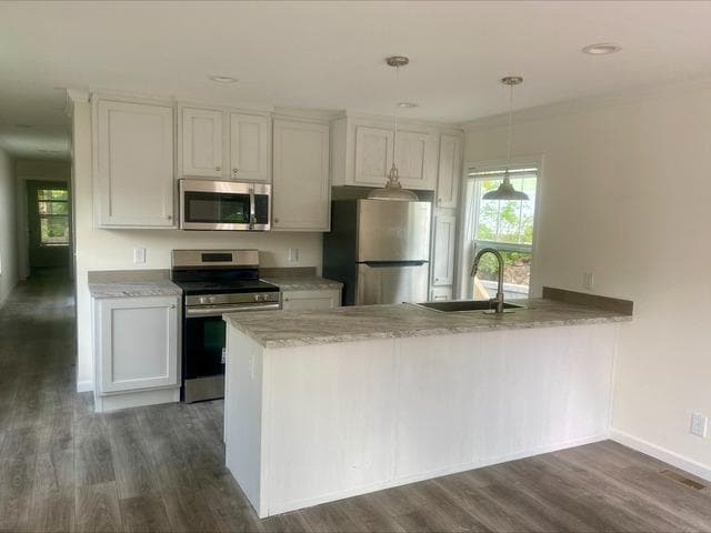 Building Photo - 103 Stardust Dr