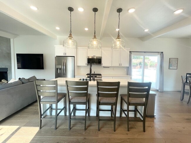 Building Photo - 8185 Cinderella Pl