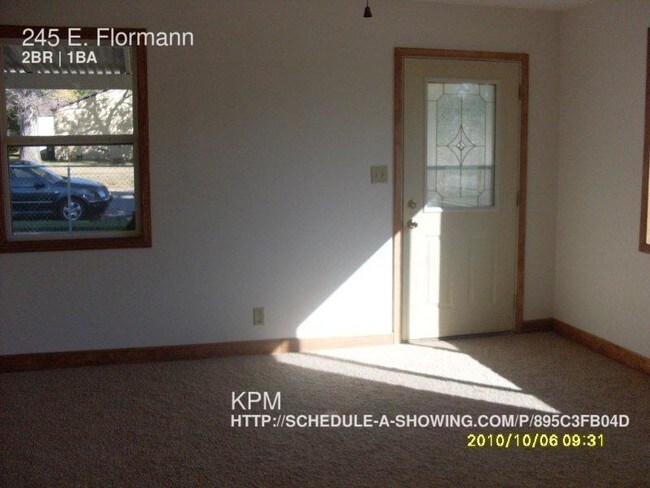 Building Photo - 245 E Flormann St