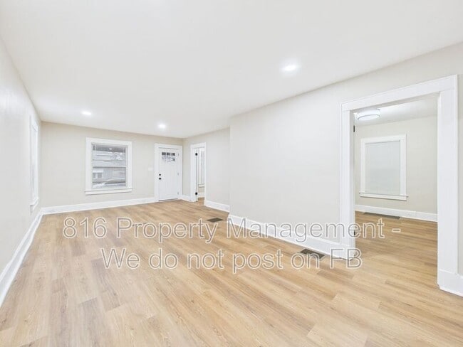 Foto del edificio - 641 S Huttig Ave