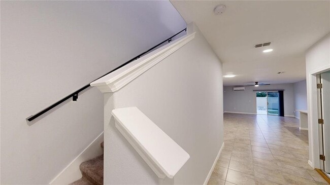 Foto del edificio - 17034 Yellow Pine St