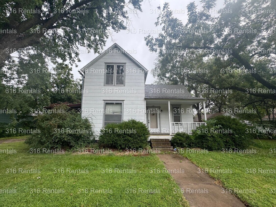 Primary Photo - $849 - 2 bed 1 bath - Single Family Home