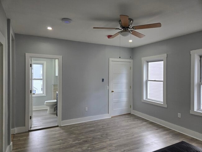 Foto del edificio - 90 Quequechan St