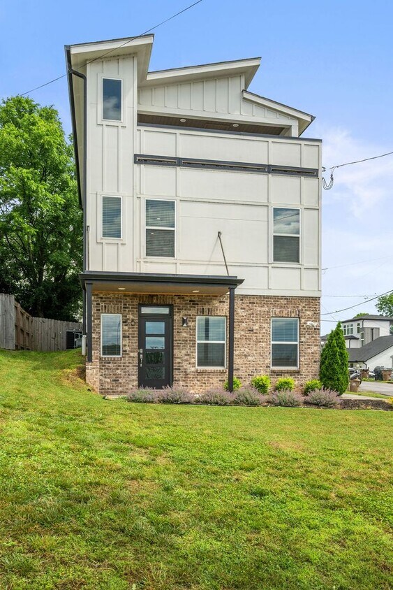 Foto principal - Charlotte Park Home
