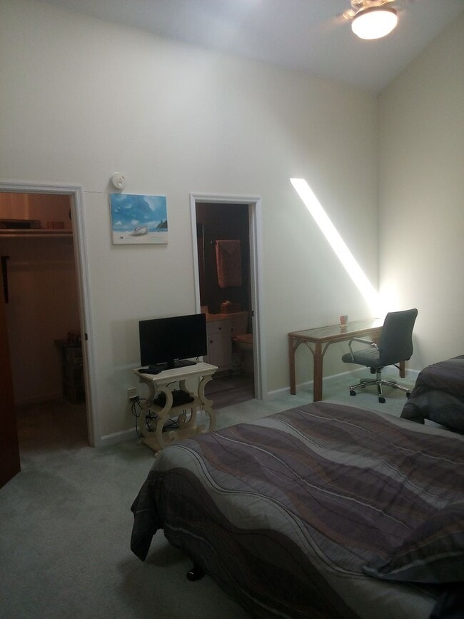 Foto del edificio - 1920 Bent Grass Dr