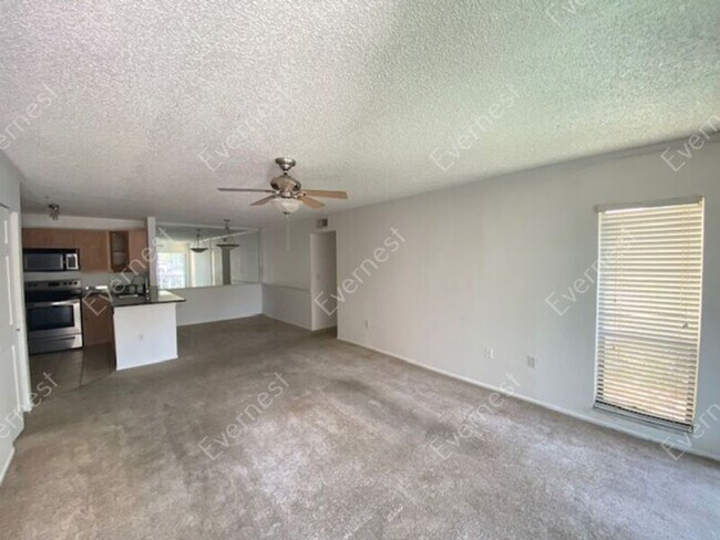 Building Photo - 5716 Baywater Dr