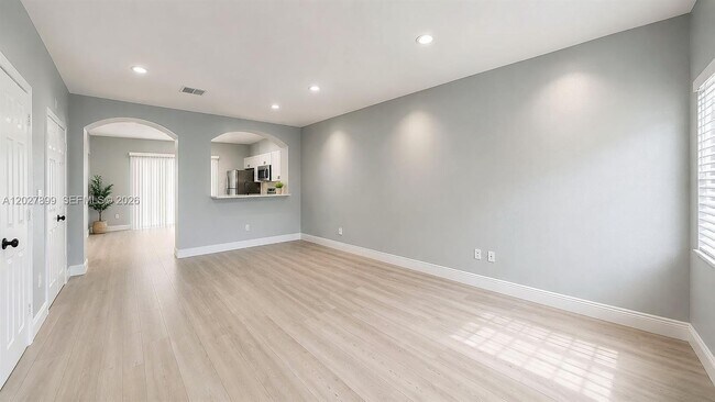 Building Photo - 16914 SW 137th Pl