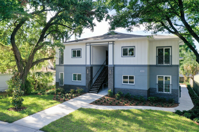 Building Photo - 406 W Amelia Ave