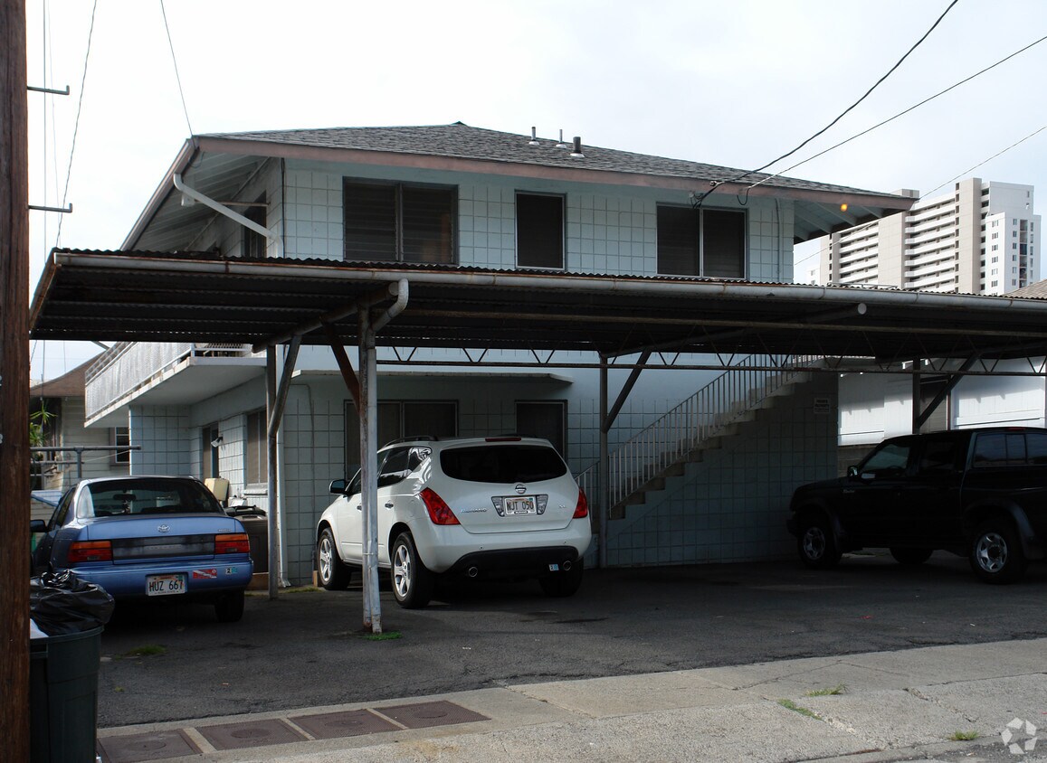 Foto del edificio - 817 Olokele Ave