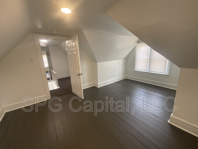 Foto del edificio - 262 E Garfield St