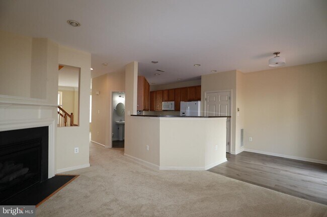 Foto del edificio - 46180 Chester Terrace