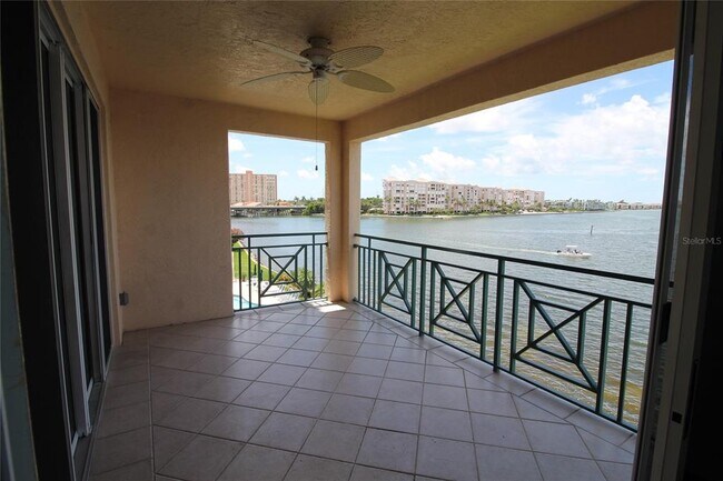 Foto del edificio - 4850 Osprey Dr S