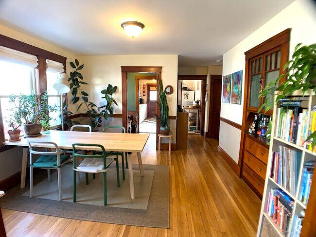 Foto del edificio - 86 W Walnut Park