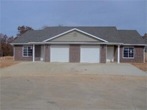 24256 Tupelo Ln