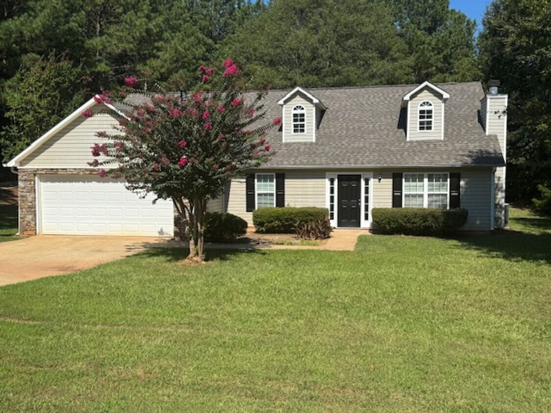 Foto principal - 125 Redwood Dr