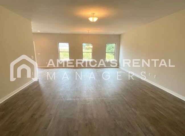 Building Photo - Home for Rent in Jasper, AL! Available to View Now!!!