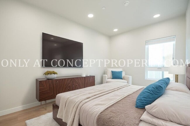 Building Photo - Brand-New Luxury Living with Mountain Charm at Studio Crossing