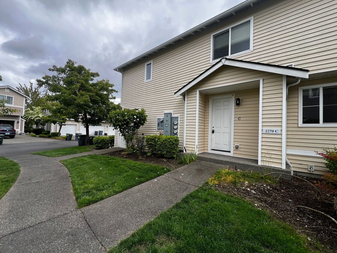 Foto principal - 2270 Bobs Hollow Ln