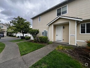 Building Photo - 2270 Bobs Hollow Ln
