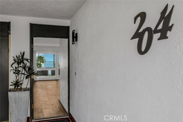 Foto del edificio - 330 Cliff Dr
