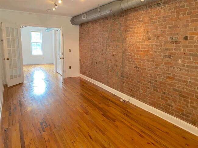 Foto del edificio - 206 6th St