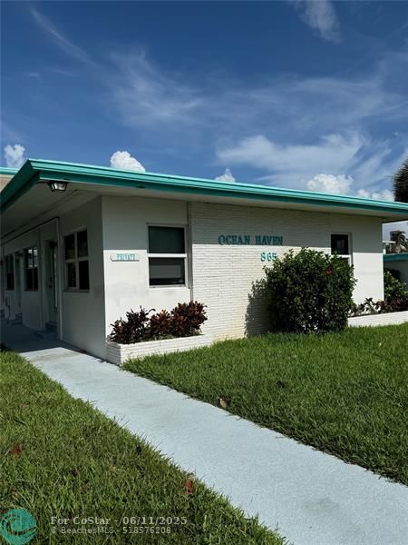 Foto del edificio - 865 SE 20th Ave