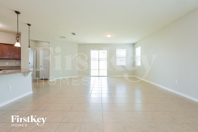 Foto del edificio - 1511 Angler Avenue