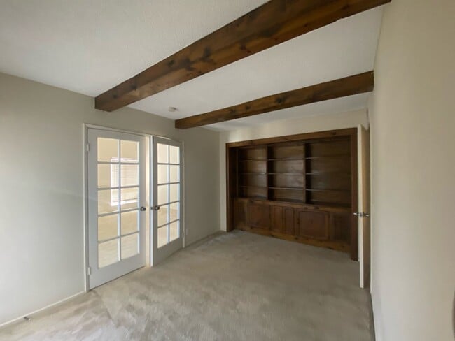 Foto del edificio - Great Phillips Ranch Home – 3+Office+2 - $...
