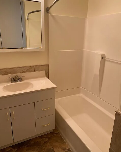 Foto del edificio - 860 Lancaster Ave