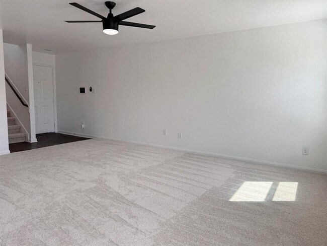 Foto del edificio - 3000 Cressler Ln