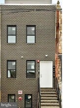 Building Photo - 913 N 43rd St