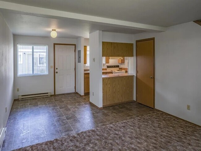 Foto del edificio - 402 S 5th St E