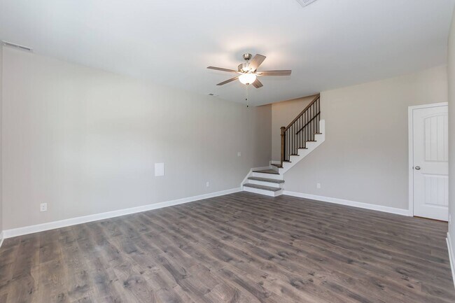 Foto del edificio - 208 S Leslie St