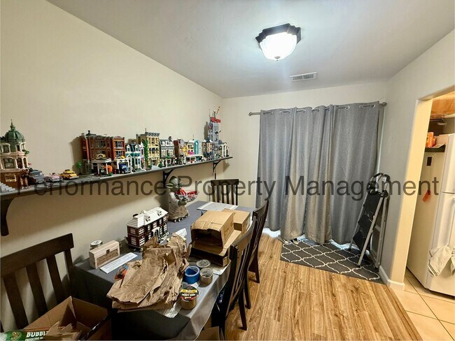 Foto del edificio - Charming 3 Bed/2 Bath San Lauren Home